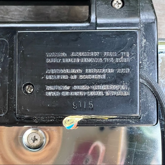 Salton Stainless Steel Sandwich Maker SA-5 - Picture 11 of 12